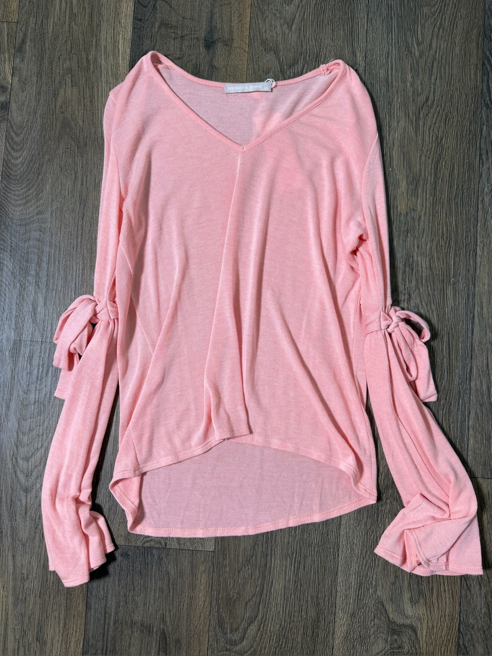 Cute Mickey & Jenny Coral Pink V-Neck Long Sleeve Top with Tie Details
